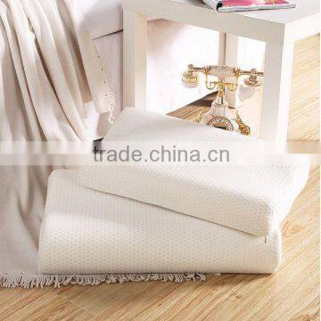 Hot sale ergonomic memory foam pillow for cute baby sleeping use