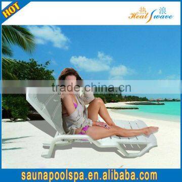Reclining beach chair/chaise lounge