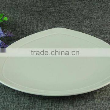 10'' White Triangle shape ceramic plate irregular porcelain plate