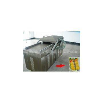 Double chamber vacuum machine