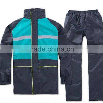 100% Nylon Rainsuit