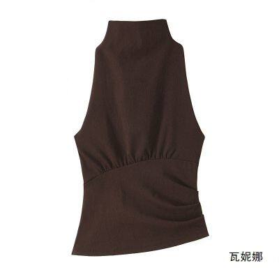 New style fashionable and versatile hot girl sleeveless backless halter top.