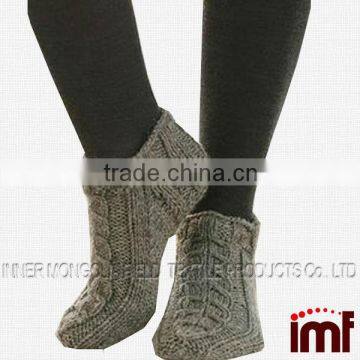 Women Hand Knitted Cable Knit Slipper Sock