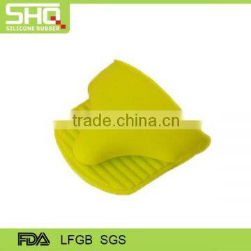 Non-slip silicone hot pads glove