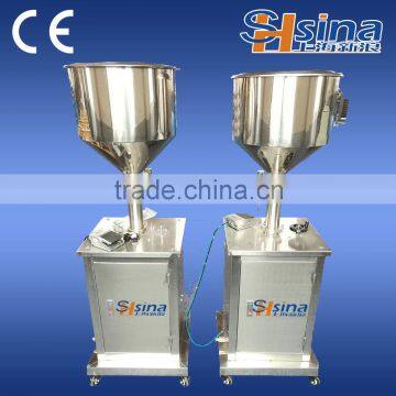 Vertical pneumatic liquid filling machine