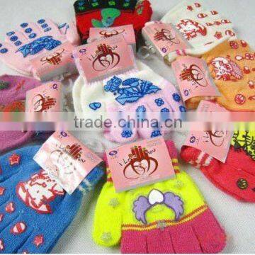 100% acrylic children lovely magic glove with colorful printing