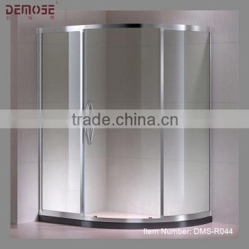 folding shower screen/rollaway shower screen