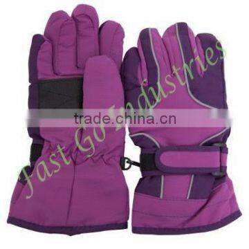 Fast selling and popular custom winter gloves