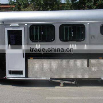 Camper 2 horse trailer angle float with living area