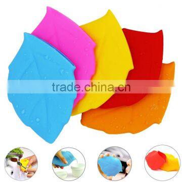 Portable Travelling Leaf Shaped Silicone Toothbrush Cover Case Outdoor Flexible FDA Silicone Water Cup