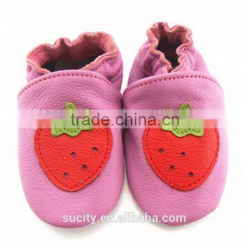 lovely soft sole pink baby leather shoes with berries design