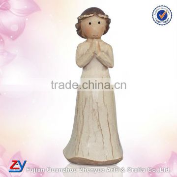 Resin praying mini girl statue