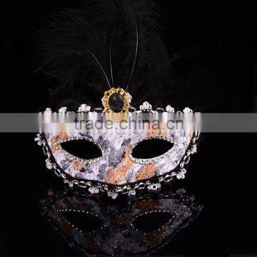Cheap adult party eye mask with feather M5117