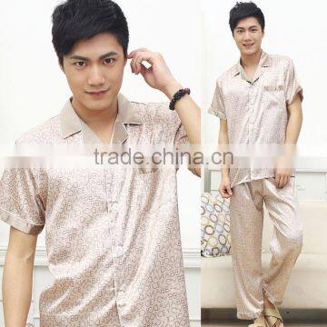 In the Summer of 2017 the New Men Sweater With Short Sleeves Two-piece Silk Pajamas Men Casual Leisurewear Male photo-2