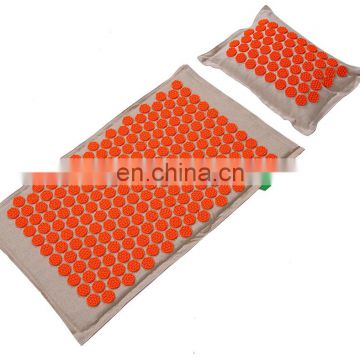 Acupressure mat and pillow set