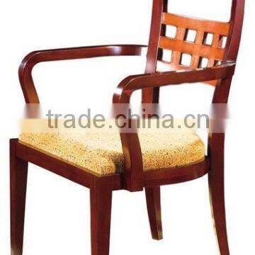 Solid wood armchair PFC735