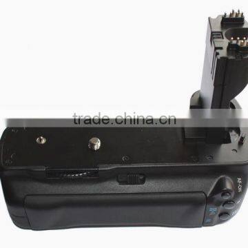 Vertical Digital BG-E6 Battery Grip For Canon 5D Mark II China Supplier photo-3
