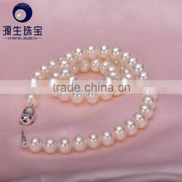 8-9mm white Natural Freshwater Pearl Necklace Nearly Round for wholesale