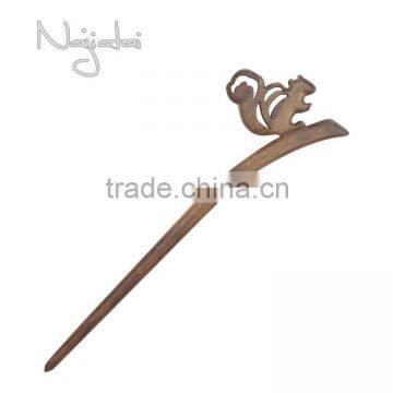 Small Squirrel Japanese Magic Vintage Wooden Hair Stick