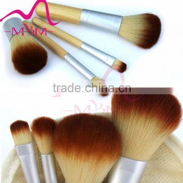 4Pcs Cosmetic Kit Makeup Brushes Make Up Kit