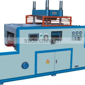 Automatic plastic thermoforming machine