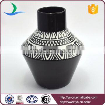 Wholesale black & white small size porcelain antique vase