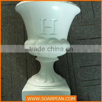 High Quality White Fiberglass Ceramic Vase photo-3
