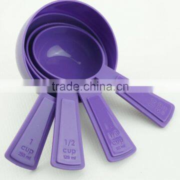 47010 4pcs Plastic Measuring Cups and Spoons Set photo-3