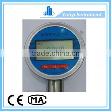 Digital pressure gauge manometer