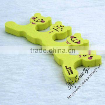 Foam toe separators