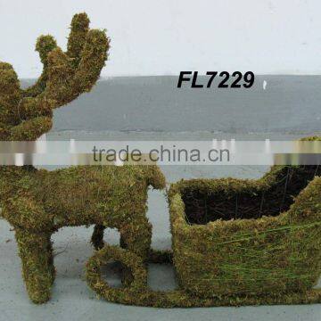 Moss Reindeer With Sleigh