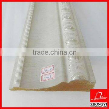 Polystyrene plastic decorative molding