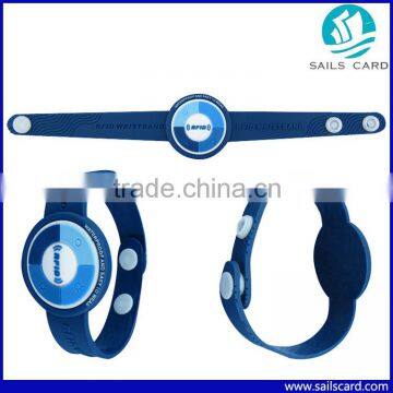 Wholesale factory price popular RFID wristbands for events