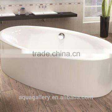 Freestanding White Color Acrylic Oval Bathtub