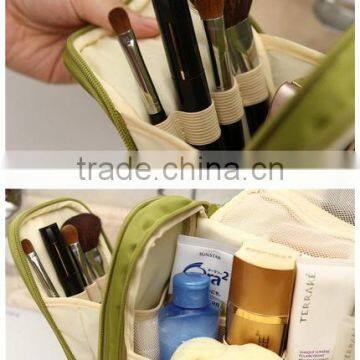 2016 Portable Toiletry Bag for Women Makeup or Men Shaving Kit With Hanging Hoo photo-2