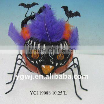 halloween spider decoration with carnival mask