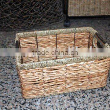 Plant Plaiting Garden Basket with handle