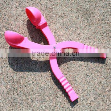 A Variety of Different Colours of Plastic Snowball Maker for Kids and Adults photo-4