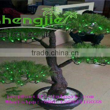 SJLJ0688 Shengjie Hot Sale Decorative Led Tree/ Artificial Pine Tree With Lights photo-4