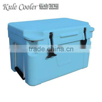 Cold Drink camping ice cooler box Plastic Box Portable Cooler with custom made preserve