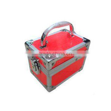 2013 fashion wholesale lady big decorative lady cosmetic case