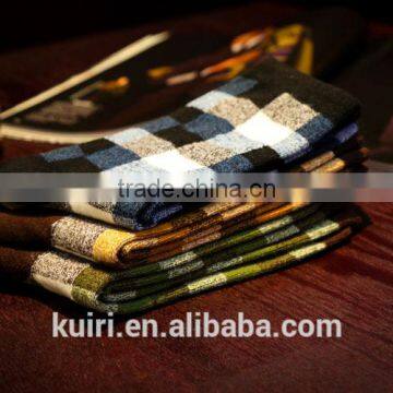 New Autumn Winter Cotton Men Socks Wholesale Korean Classic Plaid Sock photo-3