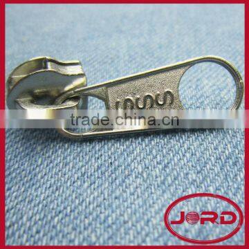 custom metal zipper puller