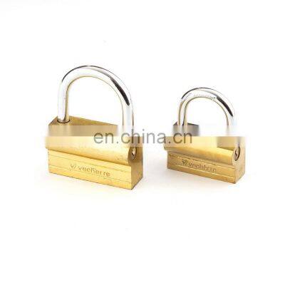 Safety Secure High Polishing Golden Plated Camel Type Brass Padlock