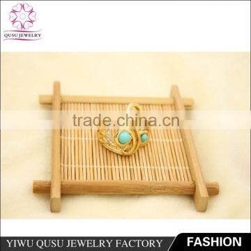 2015 Yiwu New Products Gold Plated Ring With Rhinestone and Green Plastic Beads photo-3