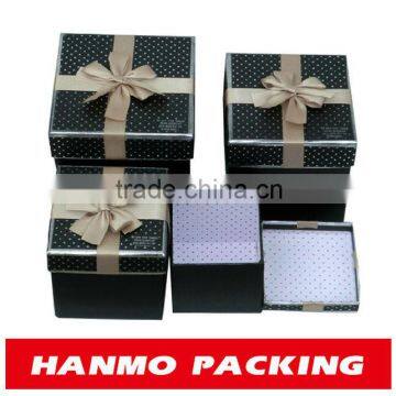 cardboard gift boxes with hinged lid