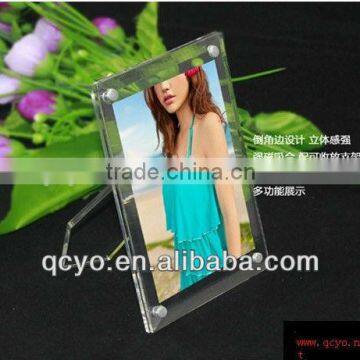 new design acrylic customized glass photo frame