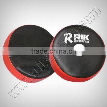 Round Focus Pad, Made of Synthetic Leather Leather, Nylon Propylene & hard eva padding