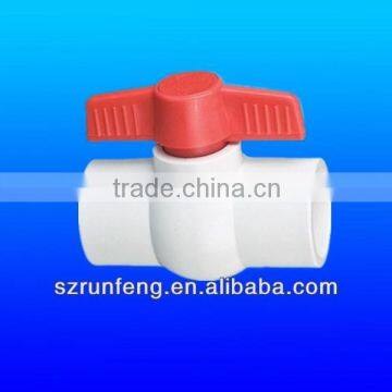 Plastic self closing ball valve