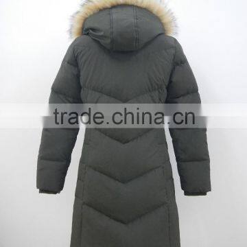 Faux Fur Hood Soft Pongee Fabric Puffer Quilted Womens Bubble Coat photo-3